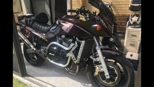カワサキ GPz900R   A11