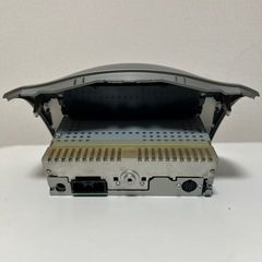 三菱アイ純正カーオーディオ チューナー付きCDプレーヤーの画像