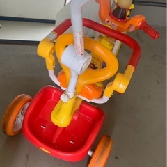 アンパンマンの三輪車の画像