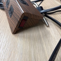 卓上電源タップ　電源×4口　USB-A×2口の画像
