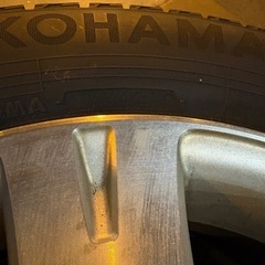 114.3 5穴　スタッドレスタイヤ 4本セット
の画像