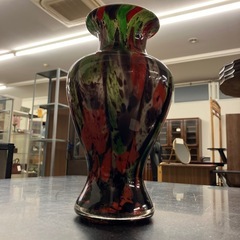 サ2511-186 ガラス製 マーブル柄 花瓶 フラワーベース 置物 インテリア キズ汚れ有り　の画像