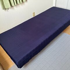 セミシングルベッド　脚付きマットレスの画像