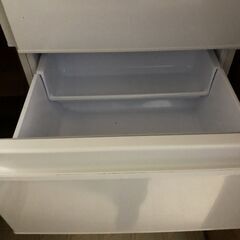 三菱ノンフロン冷蔵庫　MR-C33K-W形　２０2４年製の画像