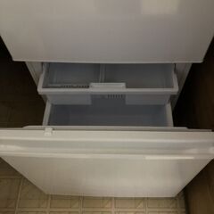 三菱ノンフロン冷蔵庫　MR-C33K-W形　２０2４年製の画像