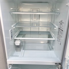 ■東芝 3ドア冷凍冷蔵庫 330L 2018年製■TOSHIBA VEGETA GR-M33S 自動製氷機能付 真ん中野菜室■3ドア冷蔵庫 2～3人用 中型冷蔵庫の画像