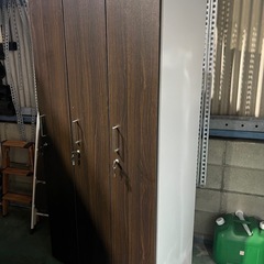 木目調　ロッカー　鍵付き【美品　中古品】の画像