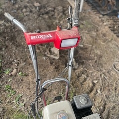 これからの時期に活躍する
ホンダ除雪機【HS55j】【HS555】2台委託投稿になります。の画像