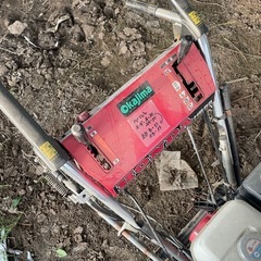 これからの時期に活躍する
ホンダ除雪機【HS55j】【HS555】2台委託投稿になります。の画像