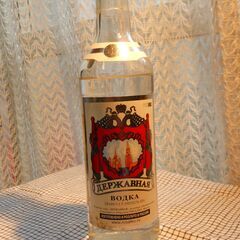 ウオッカ2本　500mL 40% 500mL 40%  ロシヤの画像