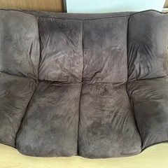 2人掛けローソファの画像