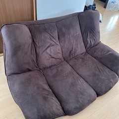 2人掛けローソファの画像