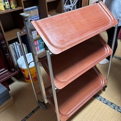 折りたたみ棚の画像