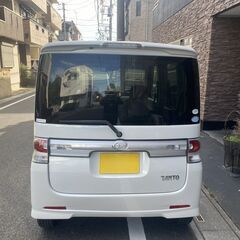 タントカスタム　Vセレクション　ターボ　車検8年11月　左パワースライド　ナビ　テレビ　Bluetooth　ETC　リモコン格納ミラー　スマートキーの画像