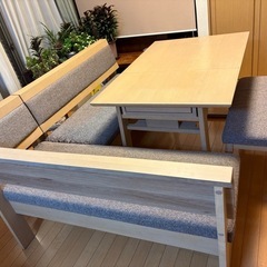 ダイニングテーブルセットの画像