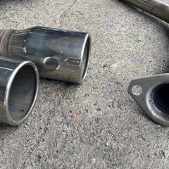 C-HR 純正マフラー　中古美品
の画像