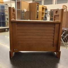 サ2511-187 karimoku マガジンラック ブックスタンド オールドカリモク 昭和レトロ インテリア キズ汚れ有りの画像