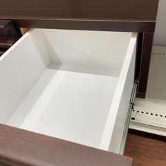 テレビボードの画像