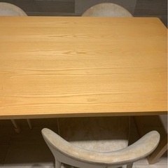 椅子×4脚の画像