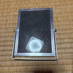 鏡の画像
