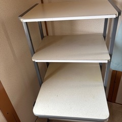 パソコンラックの画像
