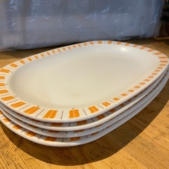 【引き取り限定】中古品　メラミン　大皿　プレート　4枚セットの画像