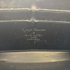 ルイヴィトン　草間彌生　長財布　ジッピーウォレットの画像