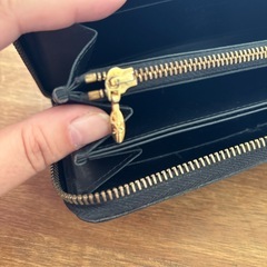 ルイヴィトン　草間彌生　長財布　ジッピーウォレットの画像