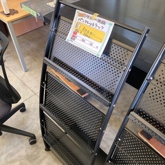 【来店歓迎】新入荷 オフィスチェア ミーティングチェア 回転スツール パンフレットラック 検)事務机 オフィス チェア　会議 椅子　ロッカー　ミーティングテーブル　応接ソファ 店舗 事務所 什器　書庫 本棚 ラック デスク スチール 美品多数 格安 【中古オフィス家具】の画像