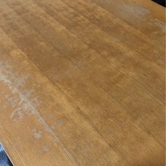 ダイニングテーブルの画像