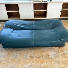 ソファ２台の画像