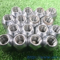 トヨタ　ダイハツ　袋ナット20個の画像