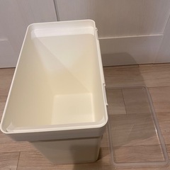 ペットフードストッカー(山崎実業)の画像