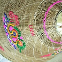 ベトナム   刺繍 ノンラー 笠 傘 帽子の画像