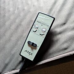 ATEX 電動ベッド アテックス 動作確認済 電動リクライニングベッド 折りたたみ式の画像