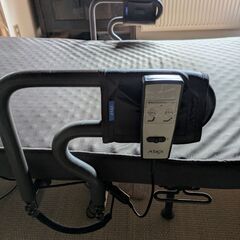 ATEX 電動ベッド アテックス 動作確認済 電動リクライニングベッド 折りたたみ式の画像