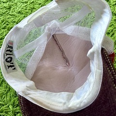 ❄️赤×ストーンがきらめく冬のアクセント帽子✨ノルディック柄で季節感たっぷり⛄可愛く上品なワンポイントに…♡の画像