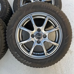 175/65/14R 82T スタッドレス付きの画像