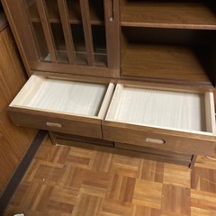 【決まりました】食器棚の画像