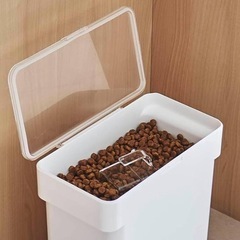 ペットフードストッカー(山崎実業)の画像