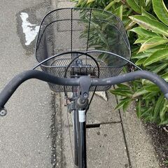 お話し中：【2023年購入】 まあまあ美品 点検/整備渡し LEDライト ママチャリ 軽快車 自転車の画像