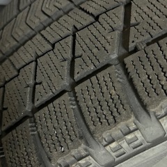 ブリヂストンスタッドレスタイヤ『ブリザック』4本セット　所沢市航空公園の画像