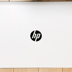 美品 HP ノートPC ホワイト SSD Windows11 Office 新品バッテリー の画像