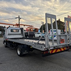 自社ローンあり！ガソリン100リットルプレゼント✨ネオ５✨ウィンチ・ラジコン有✨トヨタ☆トヨエース☆積載車☆4000cc☆3人乗り☆の画像