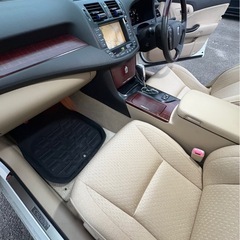 【値段交渉受付中】200系 クラウンロイヤルサルーン 3.0Lモデルの画像