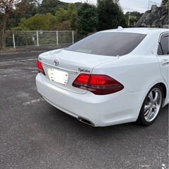 【値段交渉受付中】200系 クラウンロイヤルサルーン 3.0Lモデルの画像