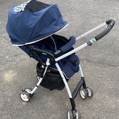アップリカ　ベビーカー　持ち手向き変更できます。の画像