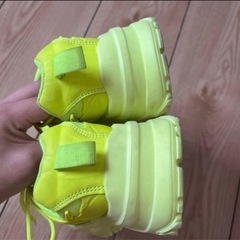 スニーカー 21cmの画像