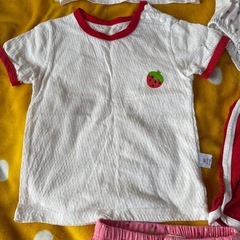 ベビー服90cm，5枚の画像