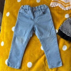 ベビー服90cm，4枚の画像